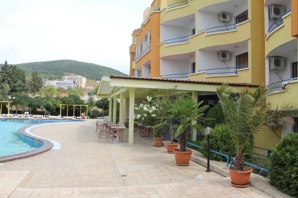 Siana Hotel Sveti Vlas Exterior photo