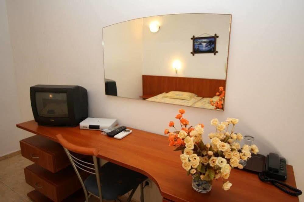 Siana Hotel Sveti Vlas Exterior photo