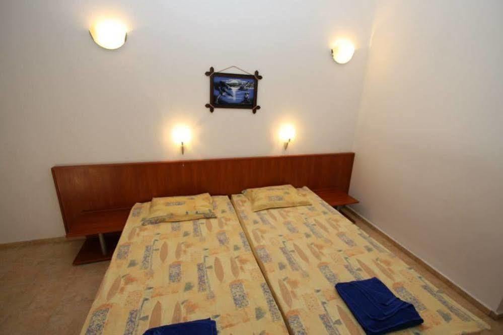 Siana Hotel Sveti Vlas Exterior photo